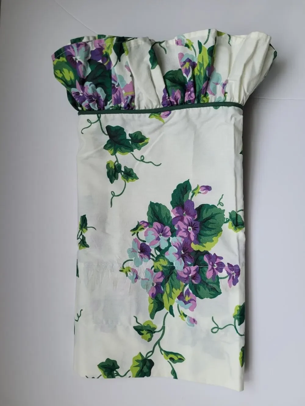 Vintage Waverly Sweet Violet Fabric Green Purple Floral Ruffled Valence 72 by 15